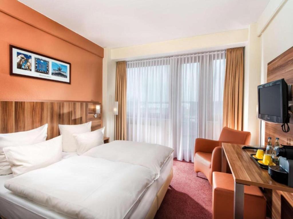 Comfort Rooms